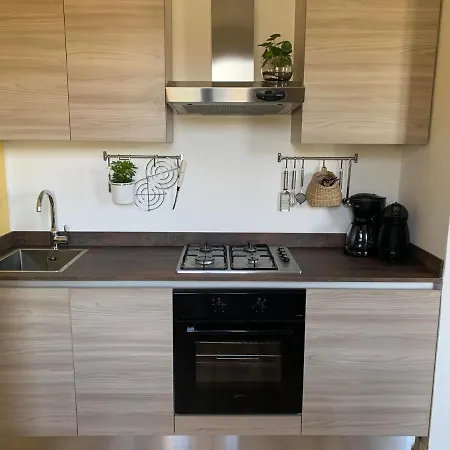 Dreamy New Apartment~lake View Le Vigne Apartment
