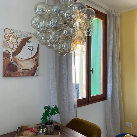 Apartment Dreamy New Apartment~lake View Le Vigne *
